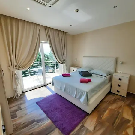 Manuela Pensiune Opatija